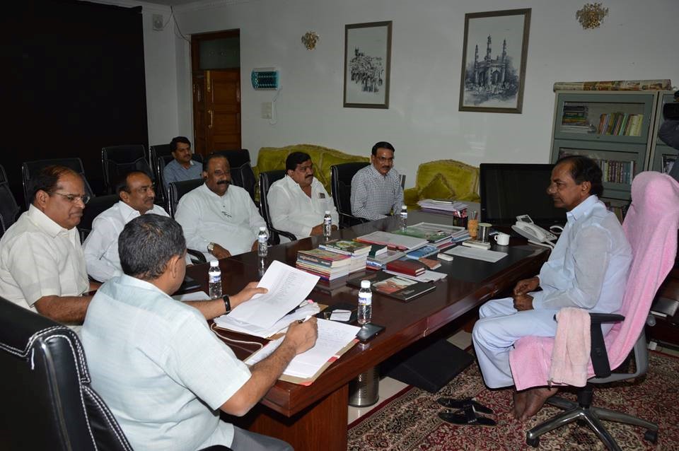 telanganagovtconstitutescabinetsubcommitteeoncreationofnewdistricts